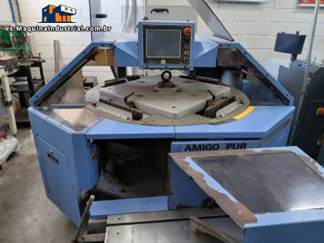 Encoladora autom�tica de gr�ficos de lomo cuadrado M�ller Martini