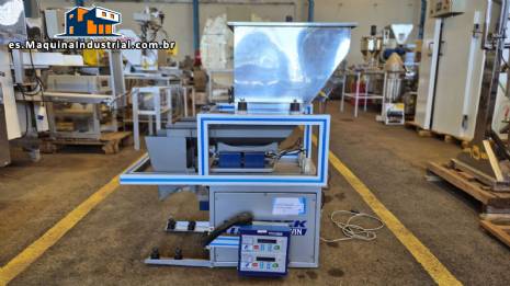 M�quina dosificadora semiautom�tica doble Golpack