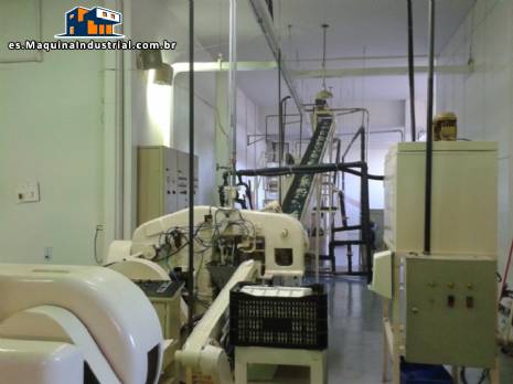 Dep�sito de refrigerante Jones y prensa