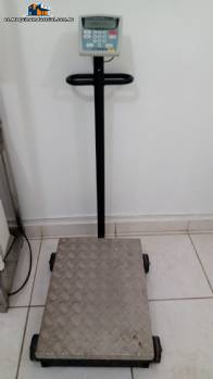 B�scula de suelo Filizola