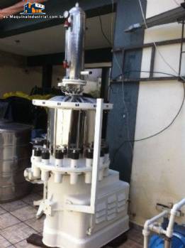 Conjunto de m�quinas para la producci�n de soda