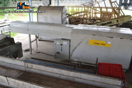 T�nel de enfriamiento de chocolate de 9 metros