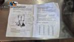 Molinillo de acero inoxidable para encimera, ideal para especias, granos, hierbas y pimienta, marca Zhejiang Horus Appliance HR-50B.