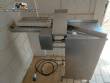 M�quina atadora de embutidos Perini de acero inoxidable, 500 kg por hora.