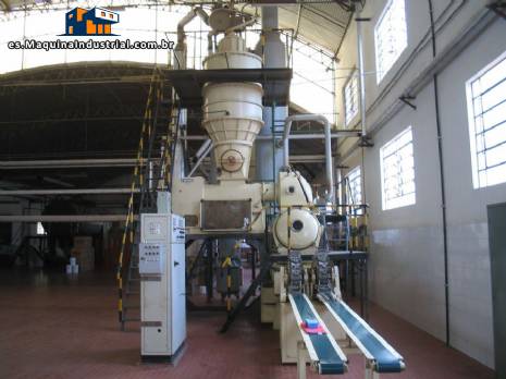 Estructura completa de la extrusora triplex 3.000 kg/h Mazbra Grupo Mazzoni