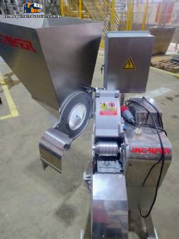 Cortador/procesador de frutas y verduras en acero inoxidable Incalfer MST90