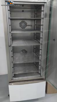 C�mara clim�tica Ethik 420-2TS de 295 litros, a�o 2019