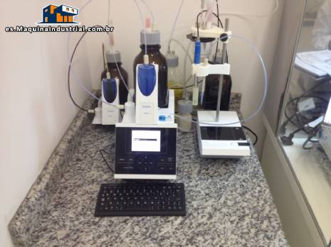 Conjunto de mquinas de laboratorio