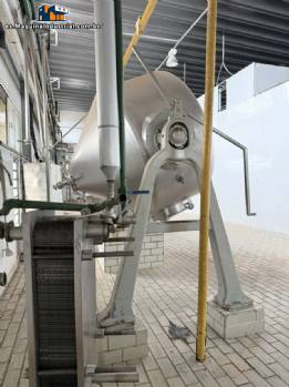 Grifo mezclador basculante con fondo cónico, fabricado en acero inoxidable. Grifo mezclador basculante con fondo cónico, fabricado en acero inoxidable.