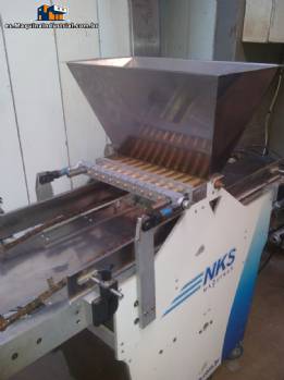 Máquina dosificadora NKS Máquina dosificadora NKS